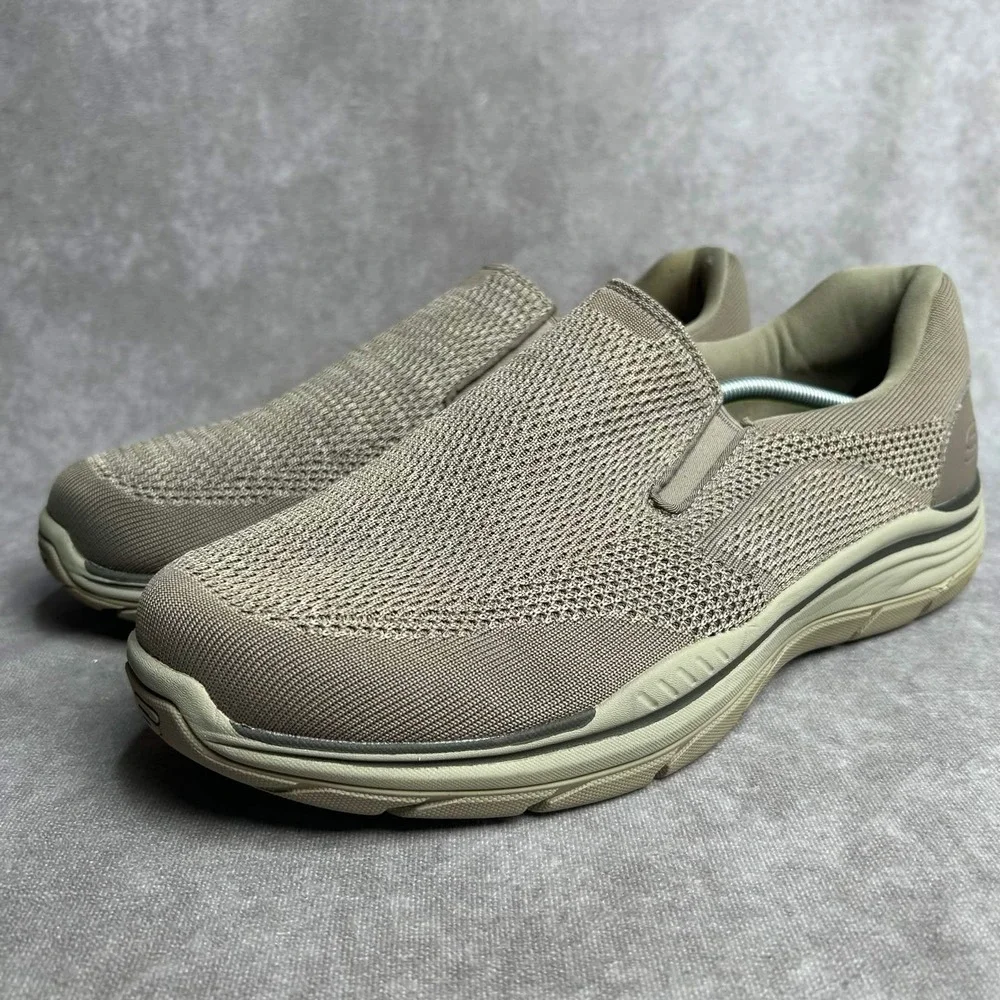 Skechers Mens Relaxed Fit 204000WW Taupe Slip On Sneakers Size 13 Wide WW